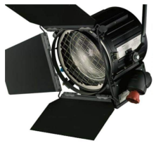  STUDIO 2KW TUNGSTEN FRESNEL LIGHT